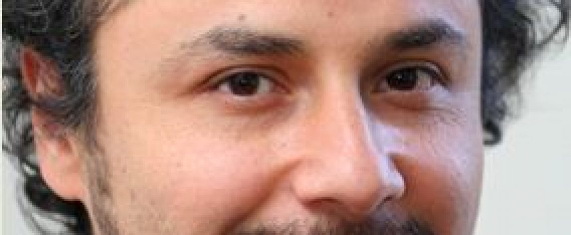 En la entrevista radial de Odepa, Bernabé Tapia habla sobre las publicaciones de la institución y su utilidad para el sector agrario