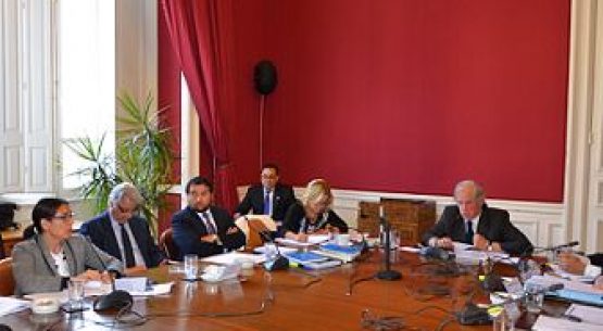 Claudia Carbonell, directora de Odepa, se reunió con la Comisión de Agricultura del Senado, con el objeto de analizar la situación del cultivo del arroz. Esta reunión se realizó en el edificio del Senado en Santiago.