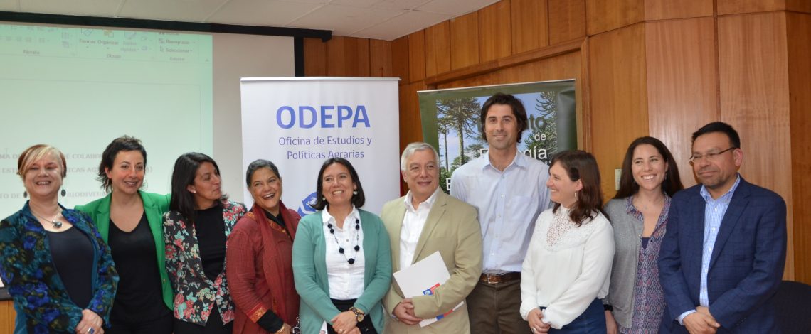 Se firmó acuerdo de colaboración entre Odepa y el Instituto de Ecología y Biodiversidad (IEB)
