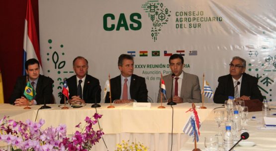 Ministro Walker: “Debemos seguir trabajando juntos para posicionarnos en el mundo”