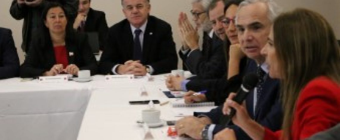 Ministro Walker participó de Comité para la Igualdad de Derechos y Equidad de Género