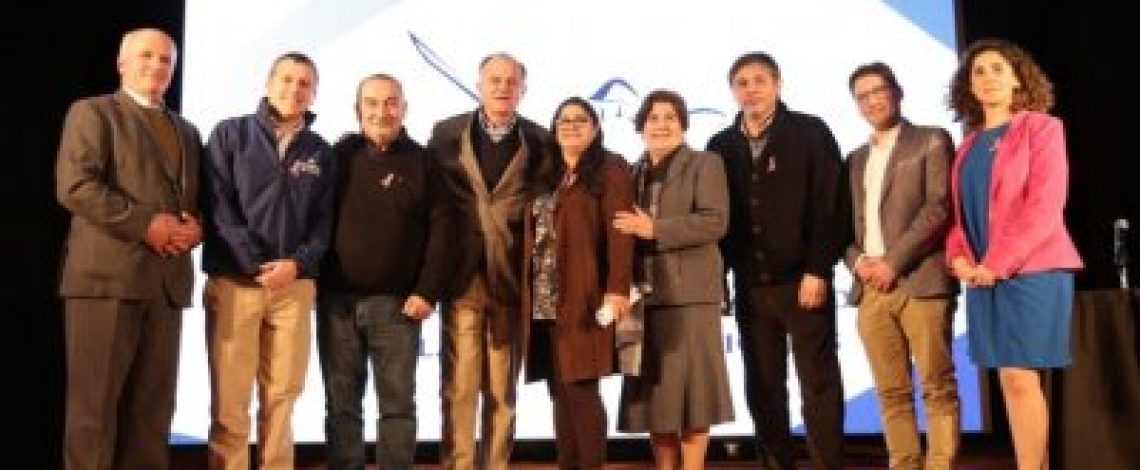 Ministro Antonio Walker en visita a Pichilemu anunció que aguas de embalse Convento Viejo llegarán a Marchigüe durante este Gobierno