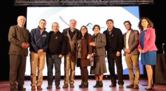 Ministro Antonio Walker en visita a Pichilemu anunció que aguas de embalse Convento Viejo llegarán a Marchigüe durante este Gobierno