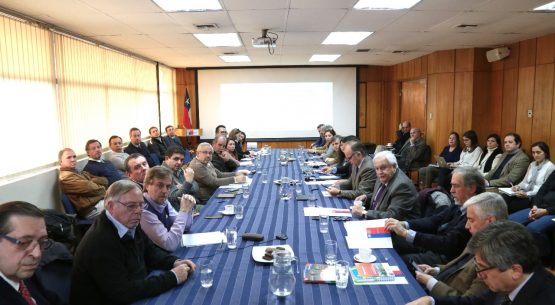 Ministro Walker en Comisión nacional de la carne:»Hay mucho potencial para mejorar las exportaciones»