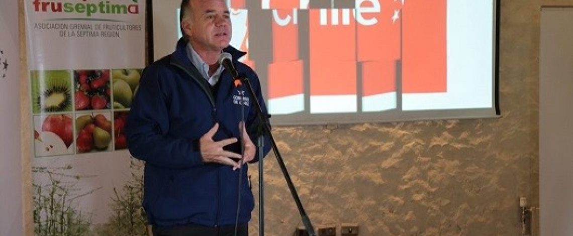 Ministro Walker destaca crecimiento de las exportaciones no mineras: “La agricultura es un recurso renovable y es muy importante que Chile no dependa solo del cobre”