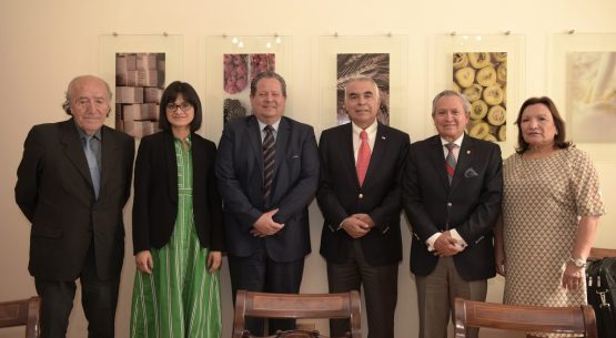 Subsecretario Vargas recibe a Embajador de Ecuador en Chile por proyecto de Inocuidad Alimentaria