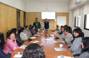 Profesional de Odepa expuso sobre apicultura a mujeres rurales de la Región de Antofagasta