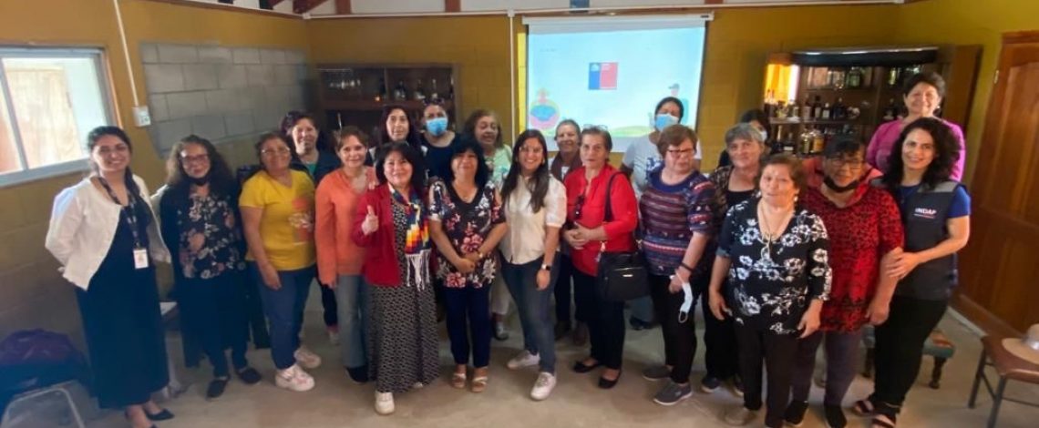 Odepa en terreno con mujeres rurales