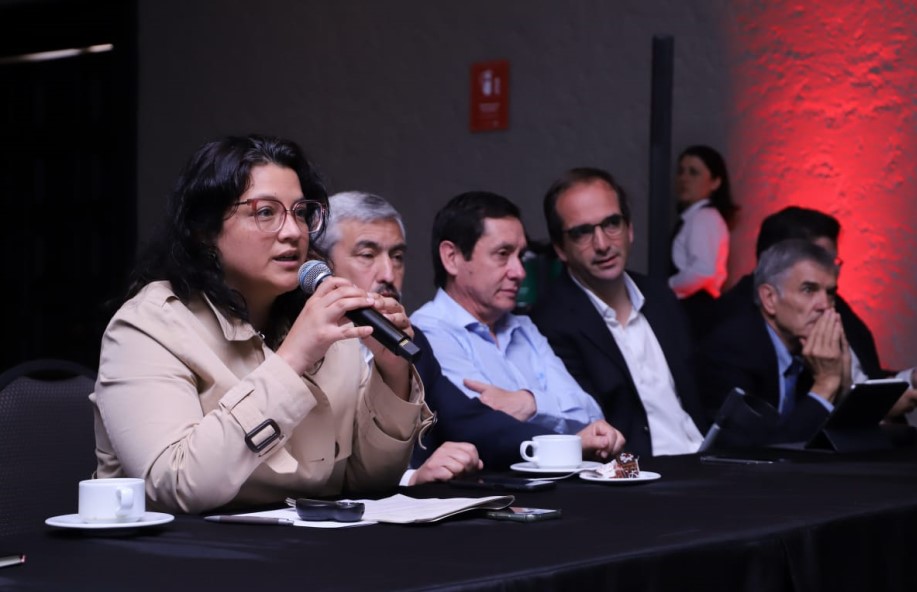 Ministro Valenzuela presenta la Agenda de Competitividad Agroexportadora Sustentable en lanzamiento de Frutas de Chile