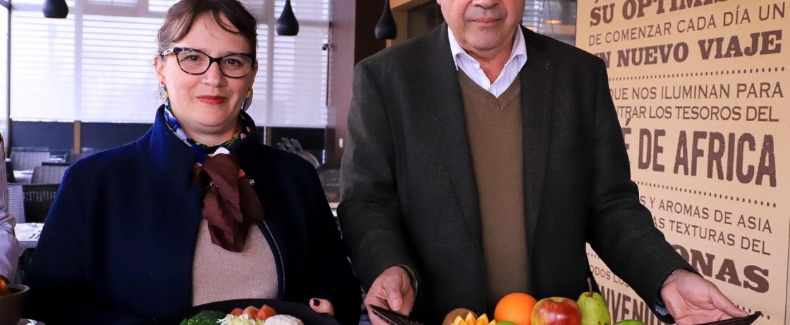 Ministro Valenzuela da a conocer los “Mejores Alimentos de Temporada” y recomienda aprovechar los productos de invierno