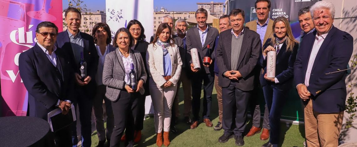 Ministro Valenzuela anuncia incorporación de nuevas variedades y nuevas denominaciones de origen para el vino chileno