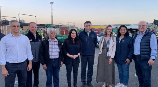 MAT Vuelta a Clases: Ministro Valenzuela llama a aumentar consumo de frutas y verduras en las colaciones escolares