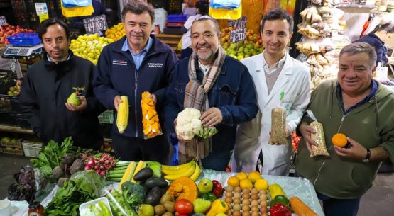 Ministro de Agricultura destaca estabilidad en precios de alimentos de temporada y acuerdos clave con Brasil para el sector agroexportador