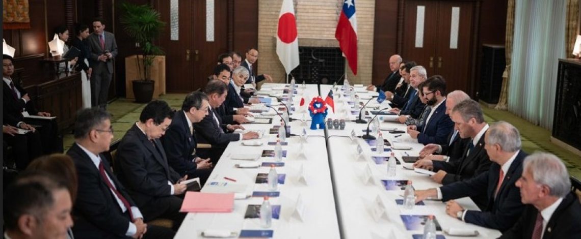 Ministro de Agricultura refuerza agenda agroexportadora y destaca presencia del agro chileno en Expo Osaka 2025