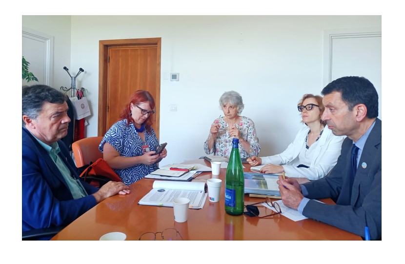 Ministro Esteban Valenzuela y Kaveh Zahedi de la FAO alinean avances para SIPAM Alto Andino y Cordillera Pehuenche en Roma, 1-jul-2025