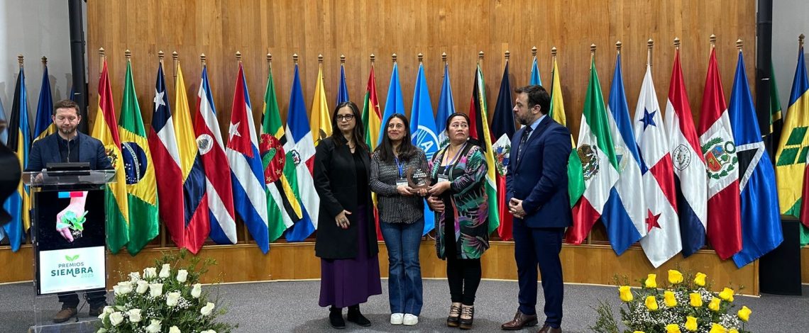 Red de Mujeres Guardadoras de Semillas de Chiloé gana Premio Siembra