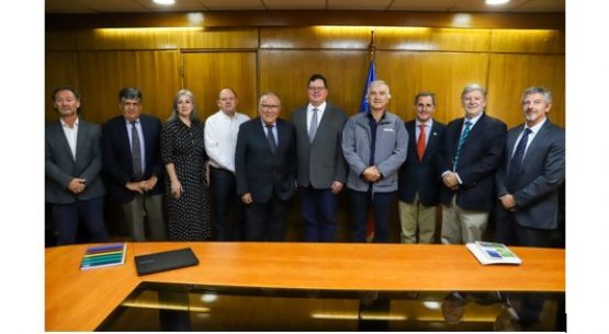 Ministerio de Agricultura busca reforzar trabajo público-privado para impulsar desarrollo del sector lácteo