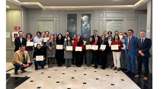 Servicios públicos fortalecen capacidades para una mejor gestión del comercio agrícola internacional
