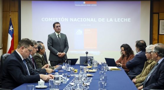 Comisión Nacional de la Leche analiza recuperación del sector y define prioridades para 2026-2027